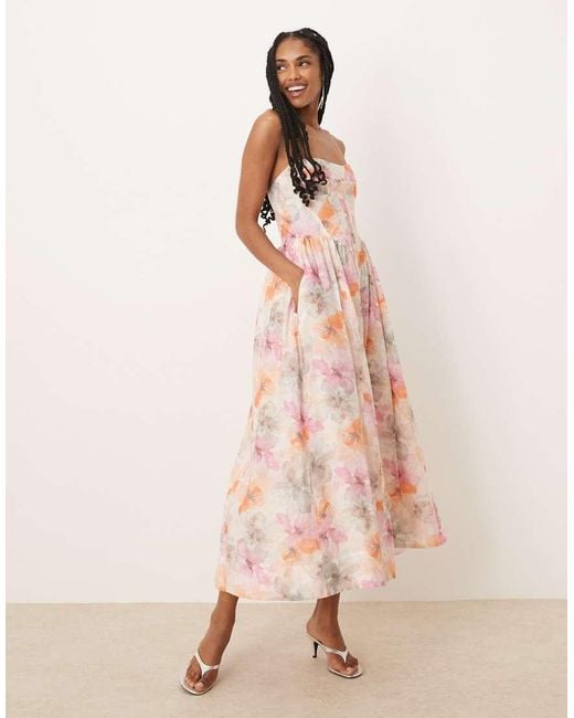 Vestido Corsetero Midi Color Melocotón Con Estampado Floral Lola De -Blanco Bardot de color Pink