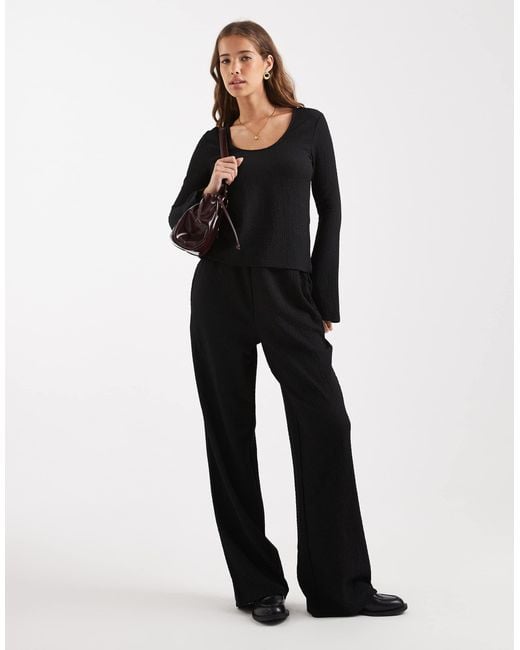 Vero Moda Black – oberteil aus strukturiertem jersey