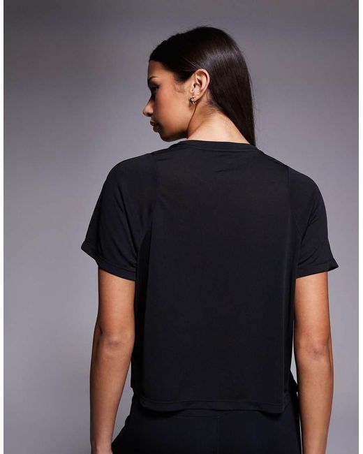 New Balance Black Infinity Propel T-shirt