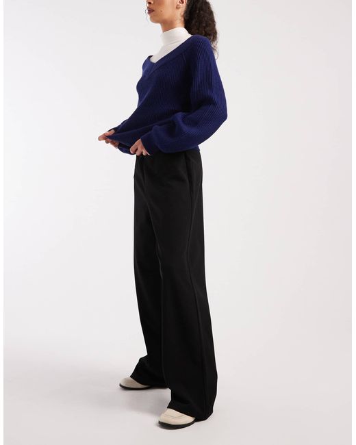 Pantalon large ajusté ONLY en coloris Blue