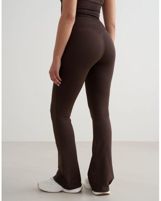 Aim'n Brown Chocolate Shape Seamless Flare Petite Tights