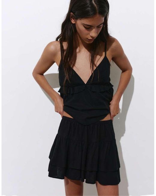 Minigonna Con Volant di Pull&Bear in Black