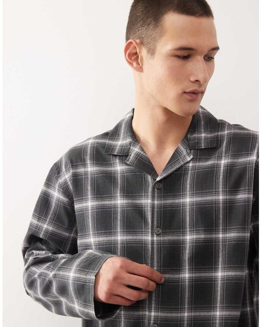 Camisa Negra, Azul Marino Y Blanca A Cuadros Extragrande De Franela De (Parte De Un Conjunto)-Negro Weekday de hombre de color Gray