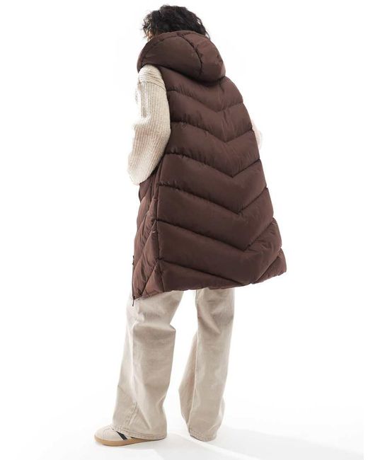 Threadbare Gewatteerde Bodywarmer Met Lange Pasvorm En Capuchon in het Natural