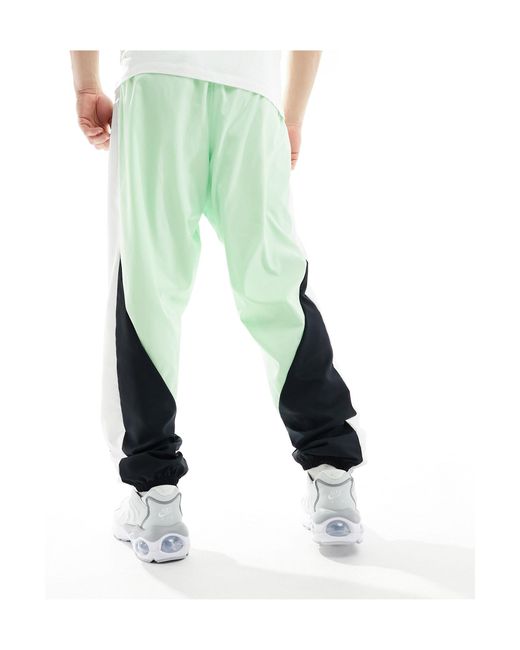 Nike Basketball Green Starting 5 Woven Trousers for men