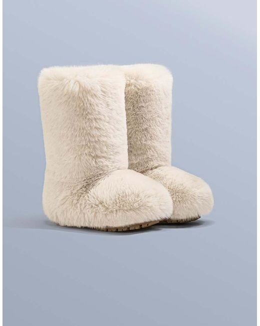 Oysho White Technical Faux-fur Effect Boot