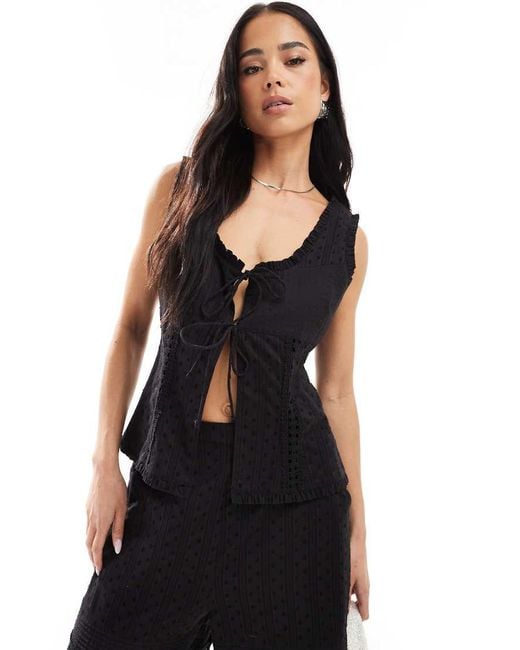 ASOS Broderie Top in het Black