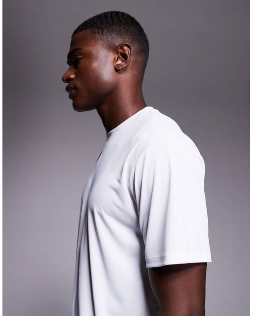 4505 – lauf-t-shirt aus schnelltrocknendem netzstoff in White für Herren