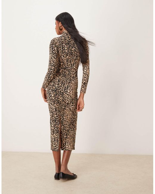 Miss Selfridge Natural – langärmliges, weiches maxikleid mit leopardenmuster und hohem ausschnitt