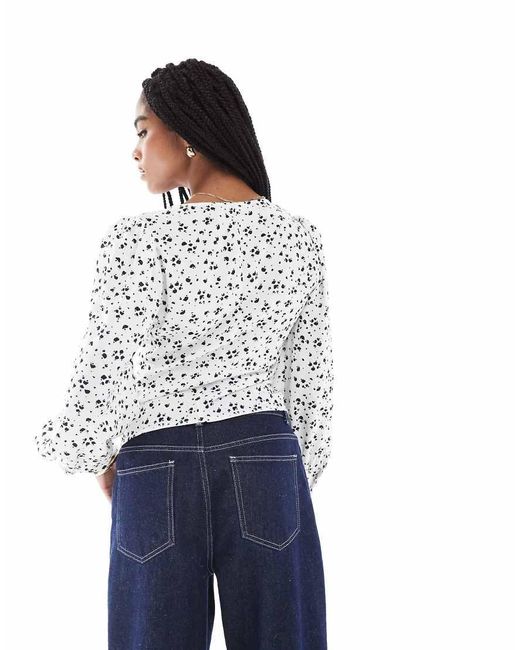 Glamorous White V-Neck Button Front Blouse