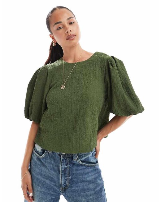 Top Kaki Stropicciato Con Maniche A Sbuffo di ASOS in Green