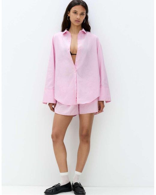 Pull&Bear Gestreept Overhemd Met Brede Manchetten in het Pink