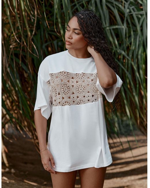 4th & Reckless White X Loz Vassallo Soleil Crochet Panel Beach T-shirt Co-ord