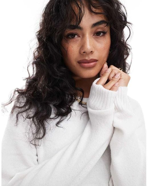 Vero Moda White Round Neck Jumper