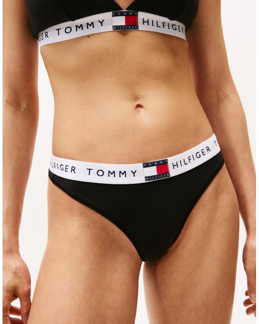 String Tommy Hilfiger en coloris Black