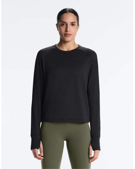 Oysho Black Long-Sleeved Technical T-Shirt