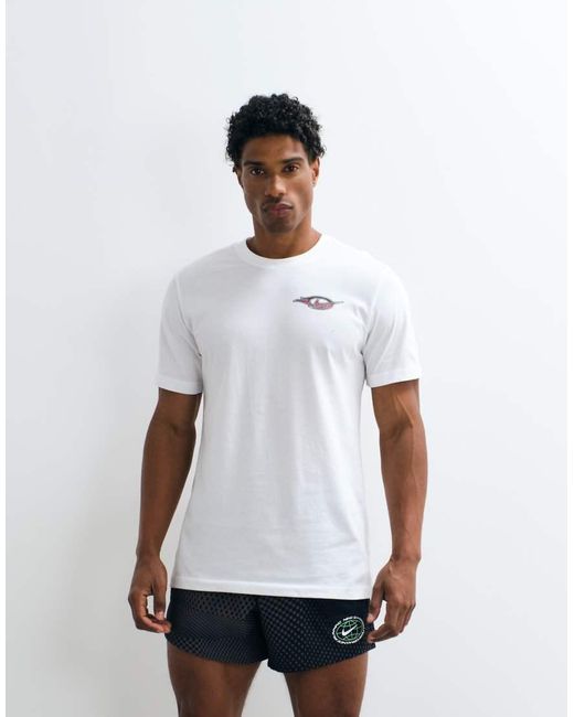 Nike White Stride Dri-fit Back Print T-shirt for men