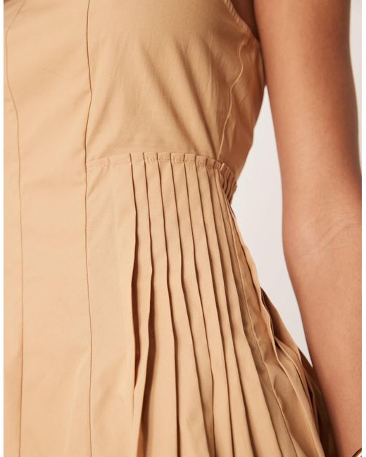 Robe courte plissée à la taille à encolure dégagée - taupe ASOS en coloris Natural