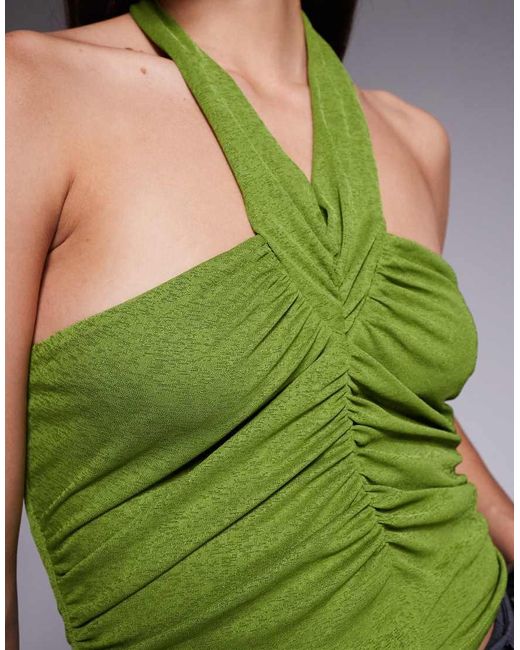 Crop Top Sinuoso Allacciato Al Collo Con Arricciature di ASOS in Green