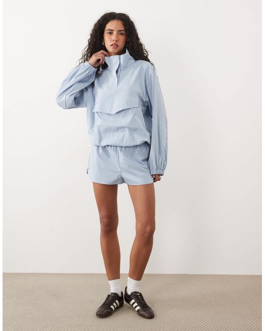 Short technique ensemble ASOS en coloris Blue
