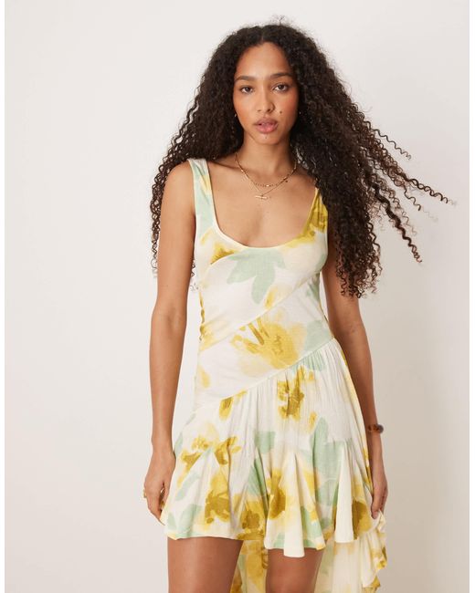 ASOS Natural – midikleid mit ziernaht, vintage-blumenmuster und nach hinten abfallendem saum
