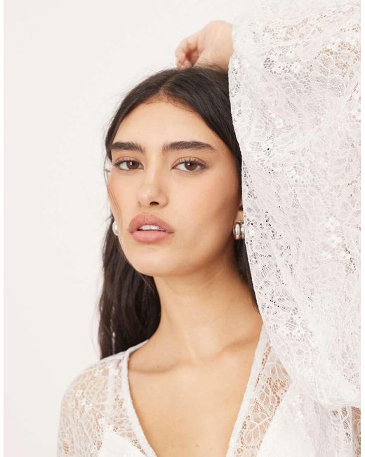 ARRANGE White Sheer Delicate Lace Volume Blouse