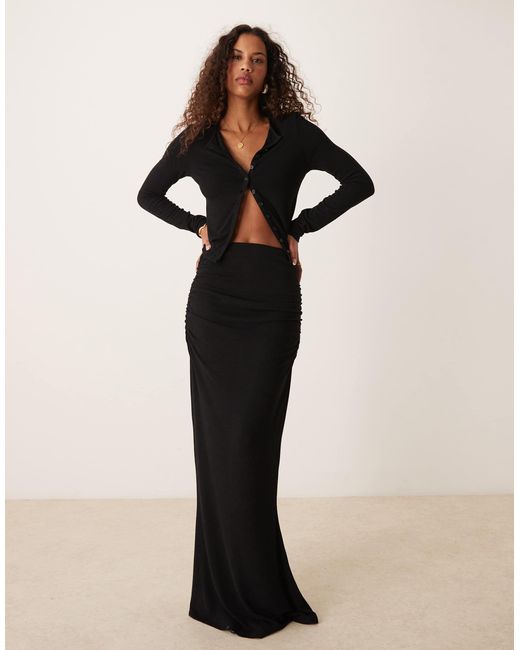 ASOS Black – hochwertige modal-strickjacke