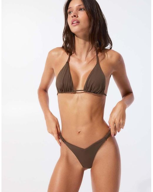 Pull&Bear Triangel-Bikinitopje in het Brown