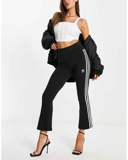 Adidas Originals Black – verkürzte, ausgestellte leggings