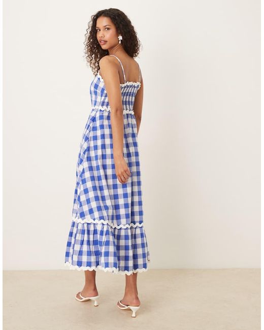 Vestido Midi A Cuadros Azules Y Blancos Con Ribetes Festoneados De Y.A.S de color Blue