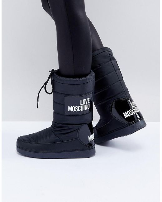 Love Moschino Logo Snow Boots in Black | Lyst