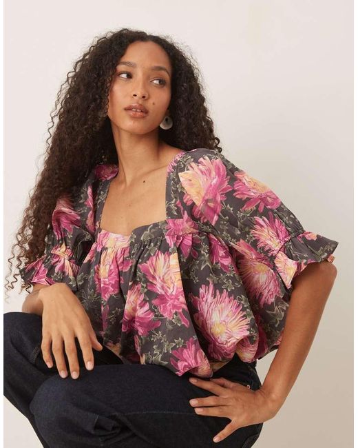Blusa A Fiori Con Maniche A Sbuffo E Scollo Squadrato di ASOS in Pink