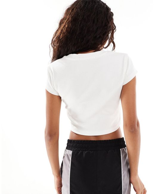 Calvin Klein White – knapp geschnittenes, geripptes t-shirt
