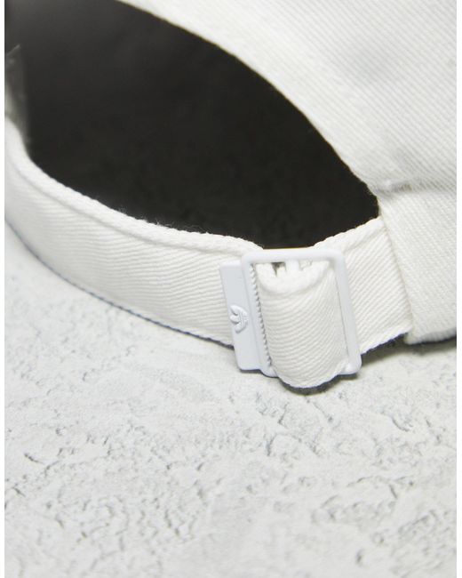 Casquette à 3 bandes Adidas Originals en coloris White
