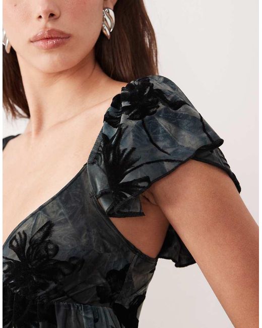 Motel Black Fonzie Ruffle Top