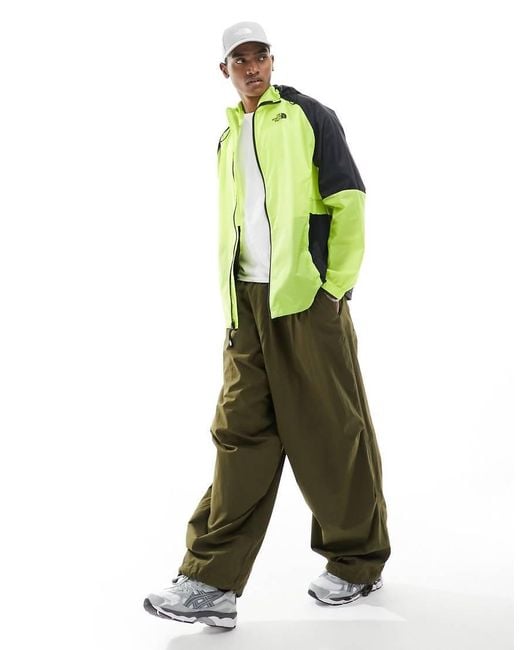 The North Face Green Himalia Packable Wind Jacket for men