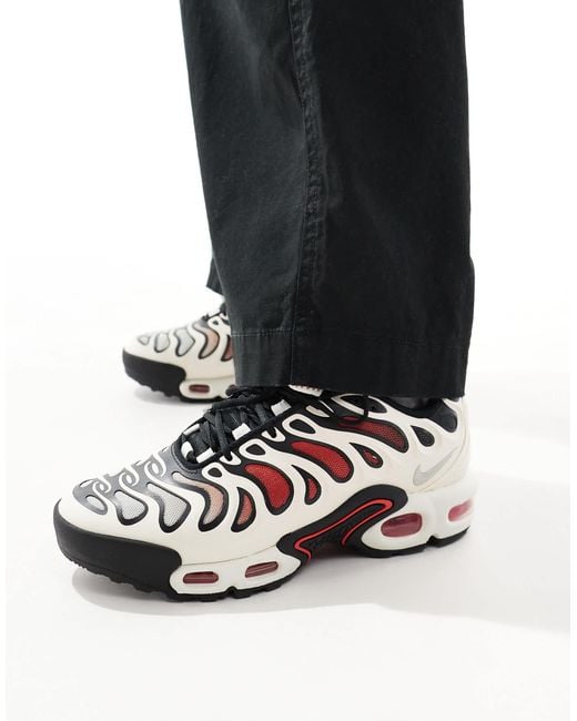 Nike Women's Black Air Max Plus Drift Sneakers