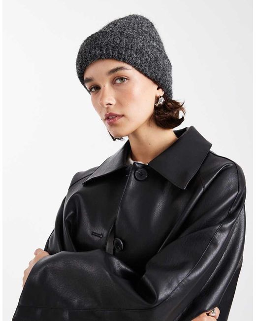 Vero Moda Grofgebreide Beanie Van Harig Garen in het Gray