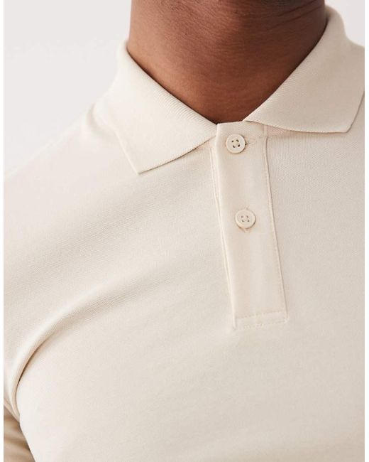 Polo Basic Attillata di ASOS in White da Uomo