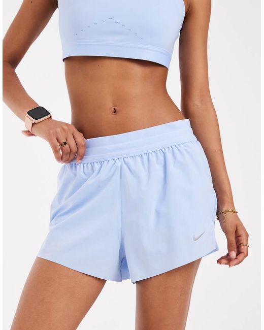 Nike White Swift Dri-Fit Mid Rise 2