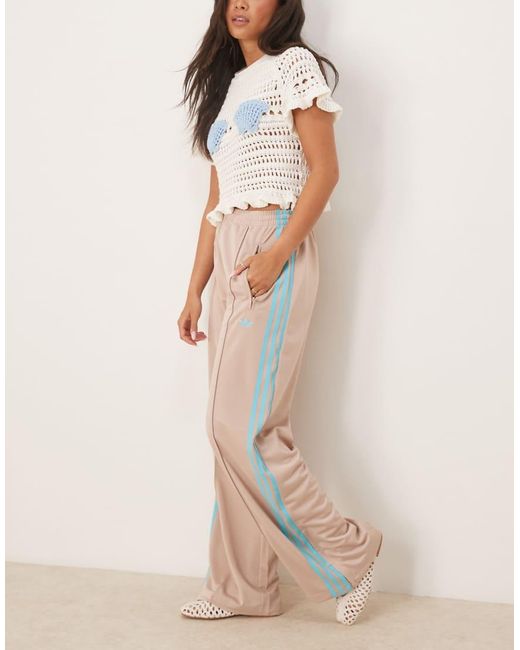 Pantalones De Chándal Beis Y Azules Firebird Loose De -Neutro Adidas Originals de color Natural