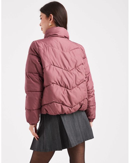 Doudoune Vero Moda en coloris Red
