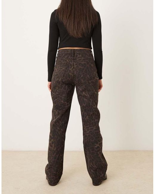 Abercrombie & Fitch Natural Curve Love Relaxed 90S Fit Jeans