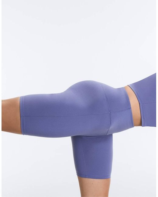 Oysho Blue Evermove 20Cm Short Leggings