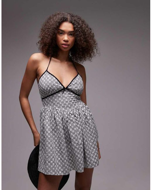 Vestido Corto A Cuadros Vichy Negros Con Cuello Halter De emory park de color Gray