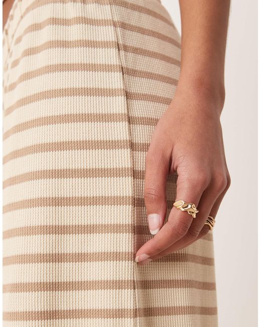 Pantalon ample d'ensemble en tissu gaufré à rayures - neutre ASOS en coloris Natural