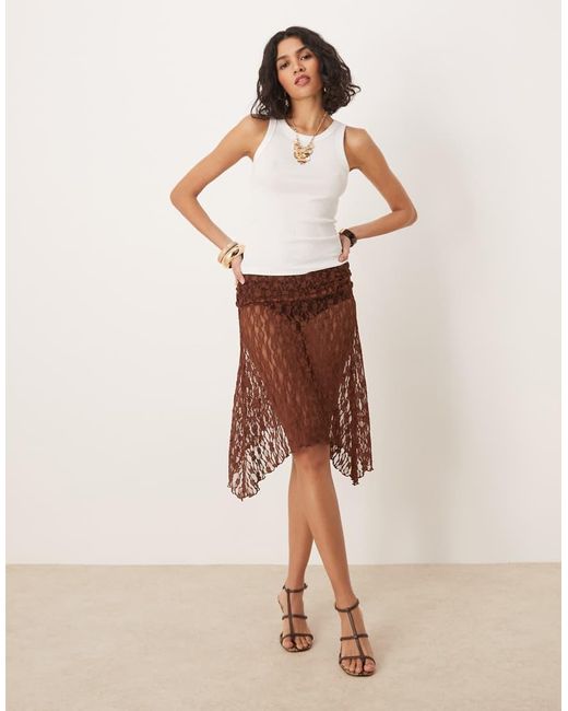 Falda Midi Chocolate Transparente Con Bajo De Picos De Encaje De ASOS de color Natural