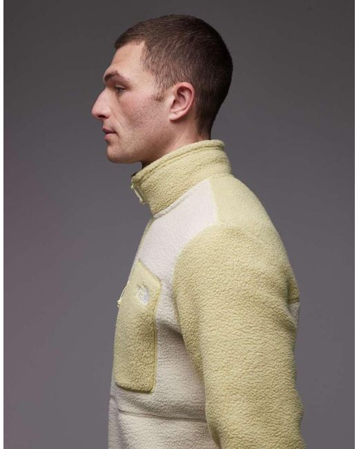 The North Face Gray Yumiori 1/4 Zip Colourblock Fleece for men