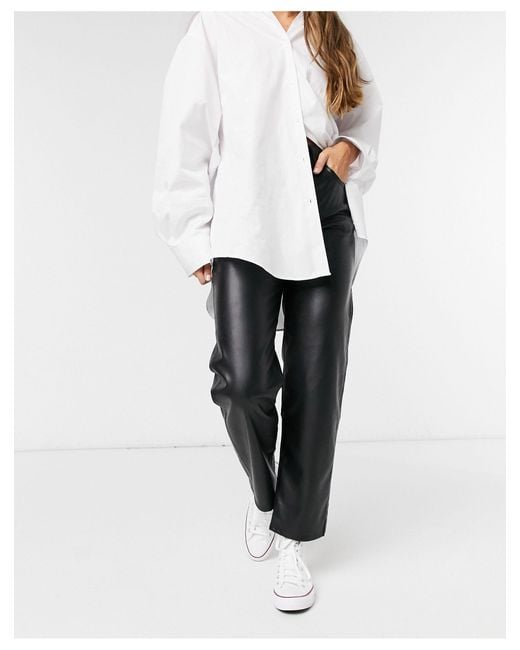Ribcage jean droit longueur cheville imitation cuir Levi s en coloris Noir Lyst