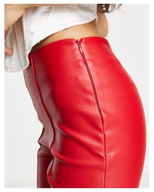 Asos design petite - pantalon cigarette en similicuir ASOS en coloris Red